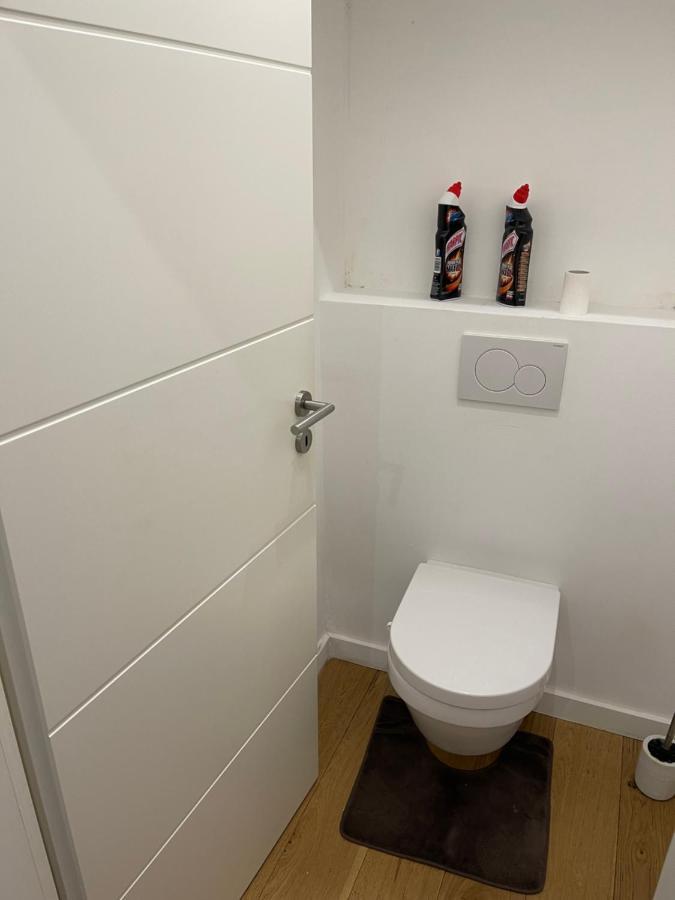 Superbe Appartement Au Rdc Avec Parking Gratuit Villerupt Esterno foto